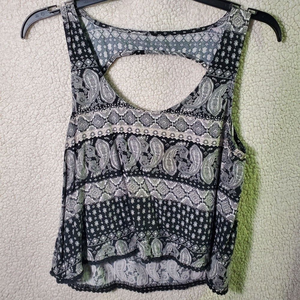Open back white and black boho tanktop